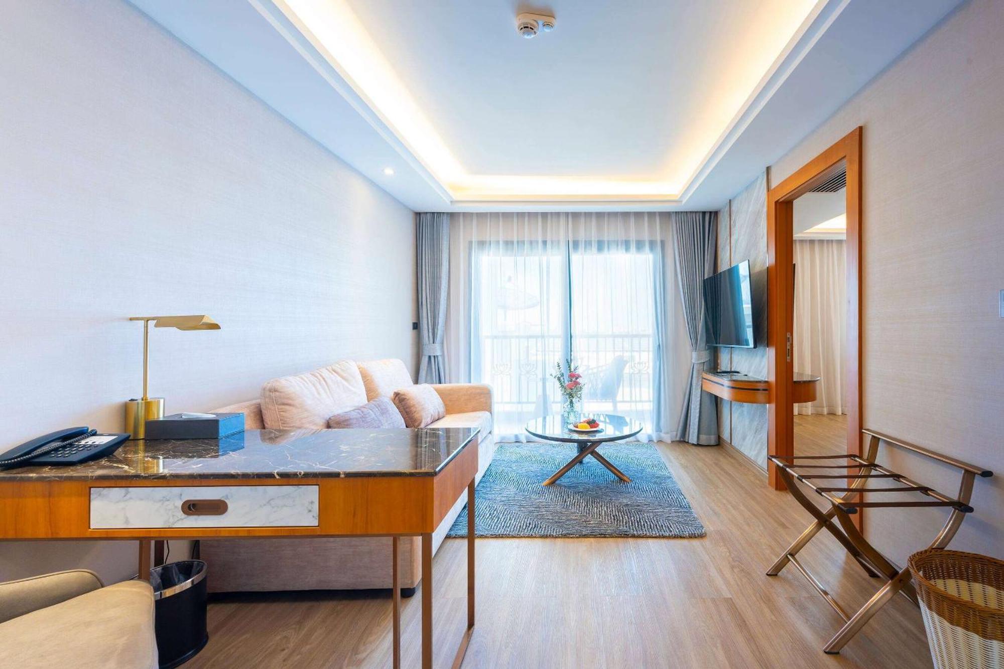 Hotel Wyndham Jomtien Pattaya Na Chom Thian Exteriér fotografie