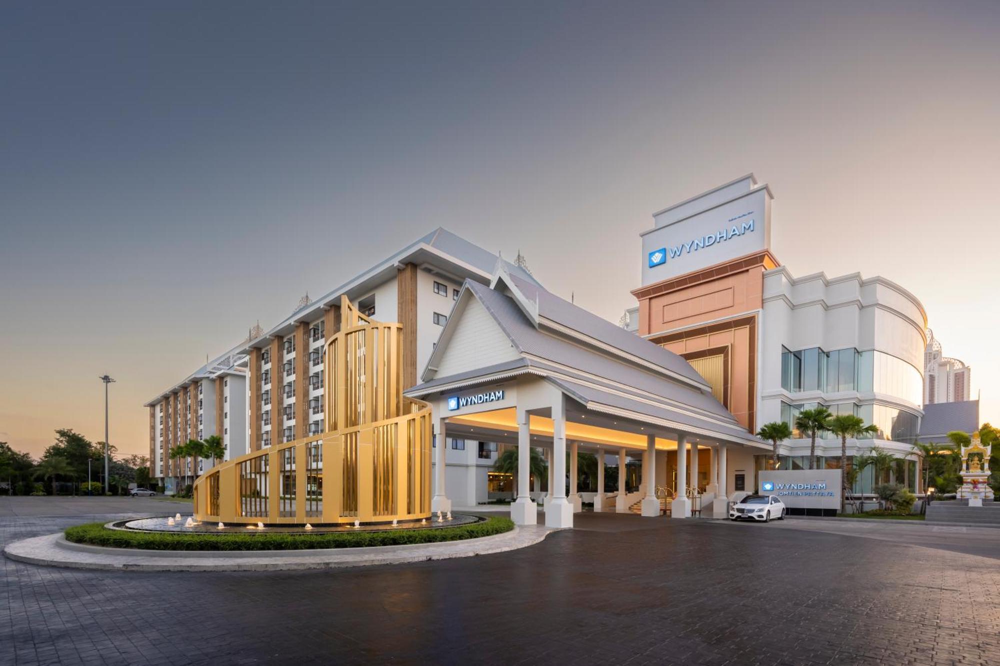 Hotel Wyndham Jomtien Pattaya Na Chom Thian Exteriér fotografie