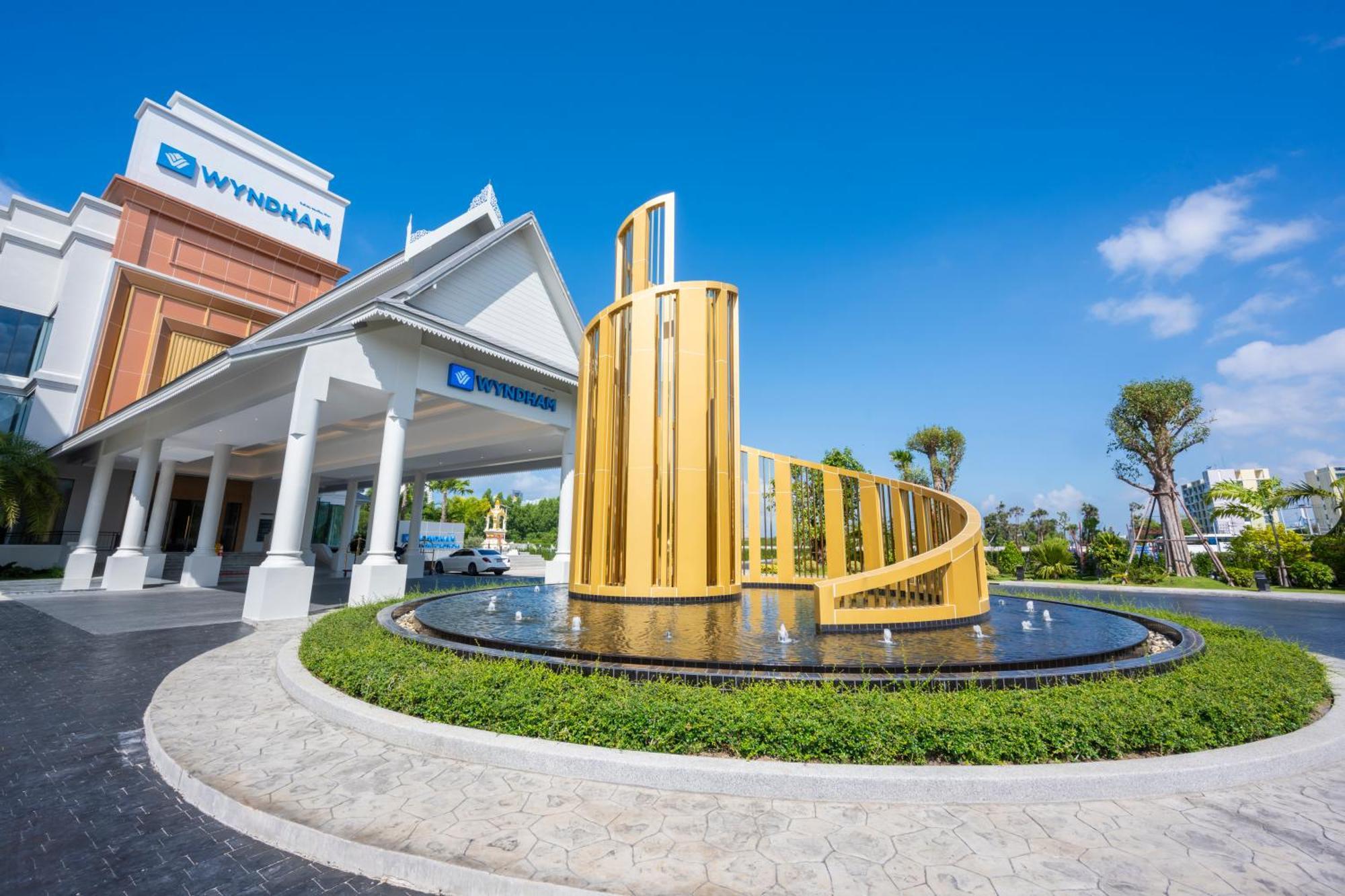 Hotel Wyndham Jomtien Pattaya Na Chom Thian Exteriér fotografie